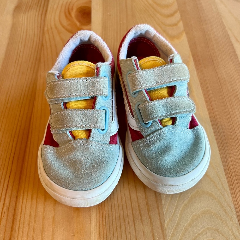 TODDLER VANS SZ 6.5